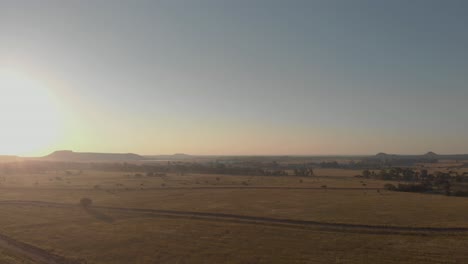 vista aérea de uma velha pista de corrida abandonada onde a fórmula 3 costumava ser corrida