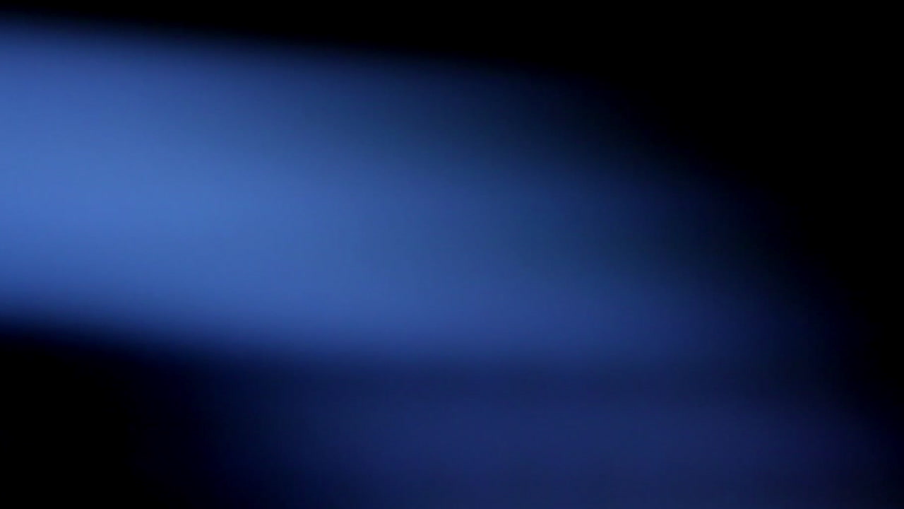 Dynamic Yellow Light Leak Transition Effect