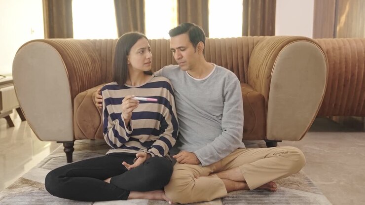 Indian couple sees a negative on pregnancy kit