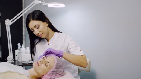 rejuvenating facial injections. modern cosmetology.