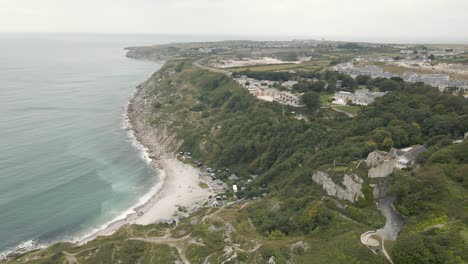 Vista-Aérea-De-La-Playa-De-La-Iglesia-Ope-En-La-Isla-De-Portland,-En-Dorset,-Reino-Unido