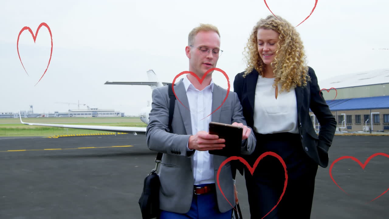 animación del globo de conexiones sobre personas de negocios felices