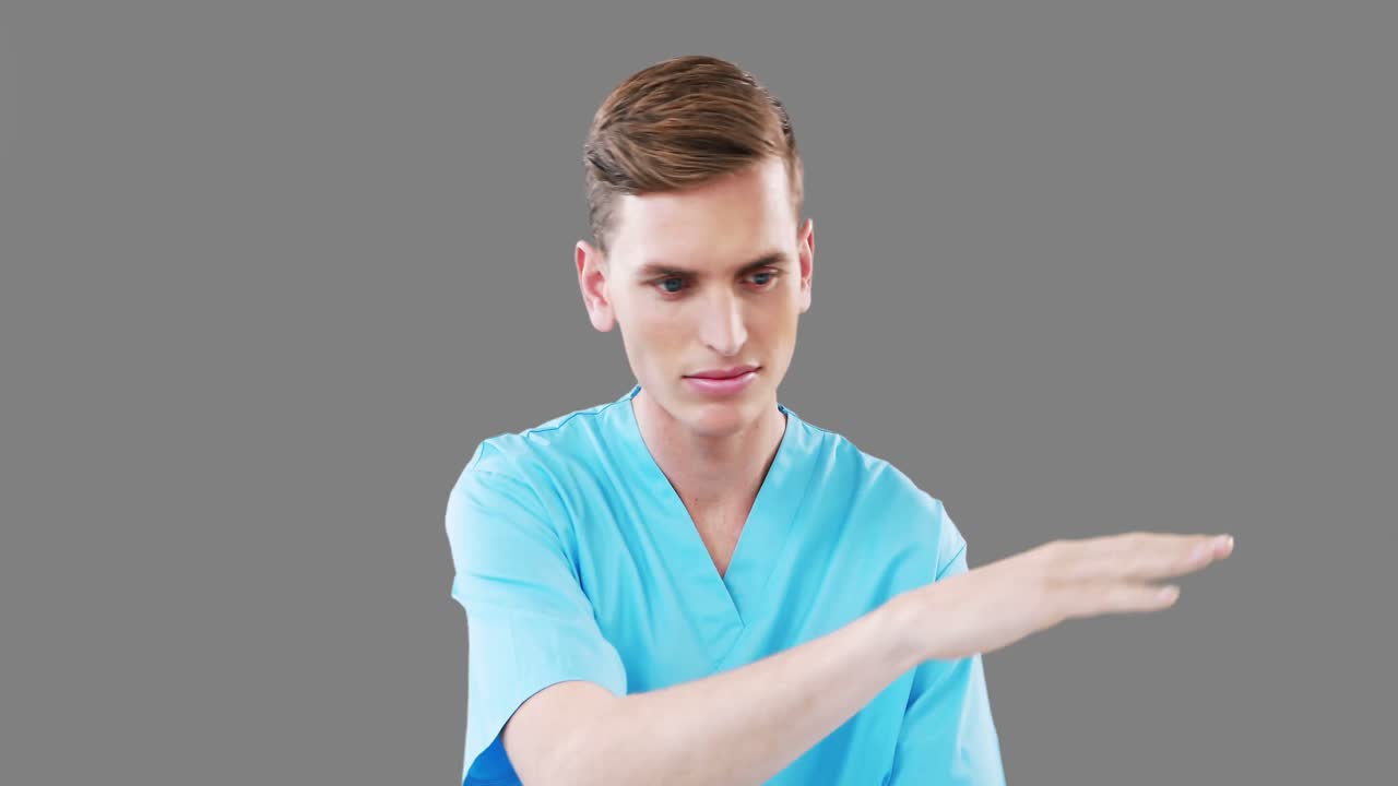 디지털 스크린을 사용하는 외과 의사