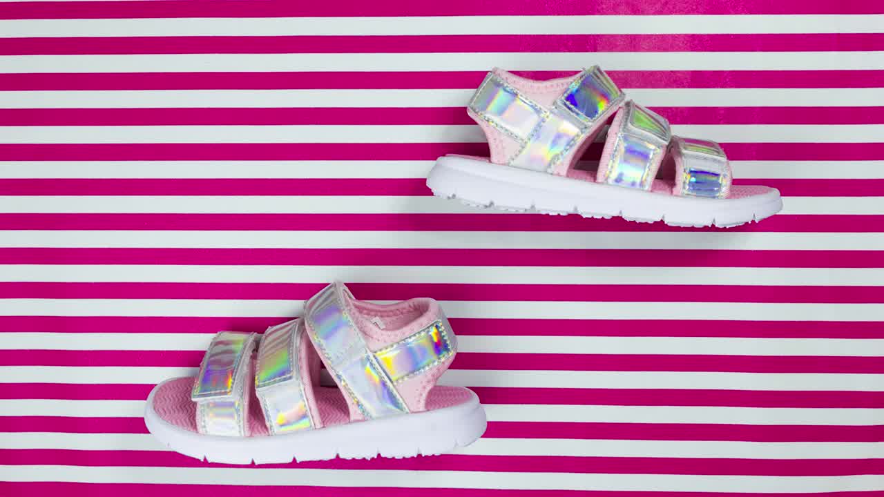 animación de stop motion de sandalias para niños de verano