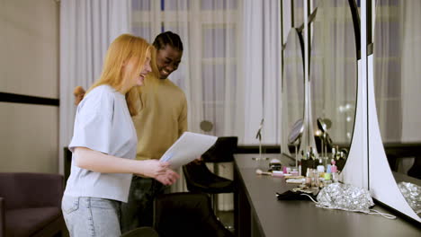 Actress-entering-in-dressing-room