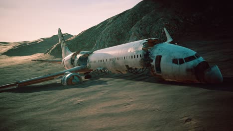 Verlassenes,-Zerquetschtes-Flugzeug-In-Der-Wüste