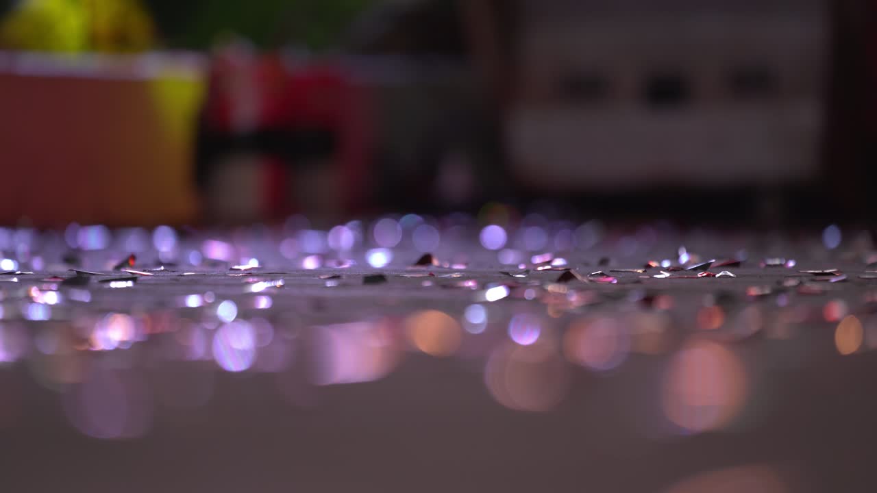 luz y bokeh en el fondo del suelo