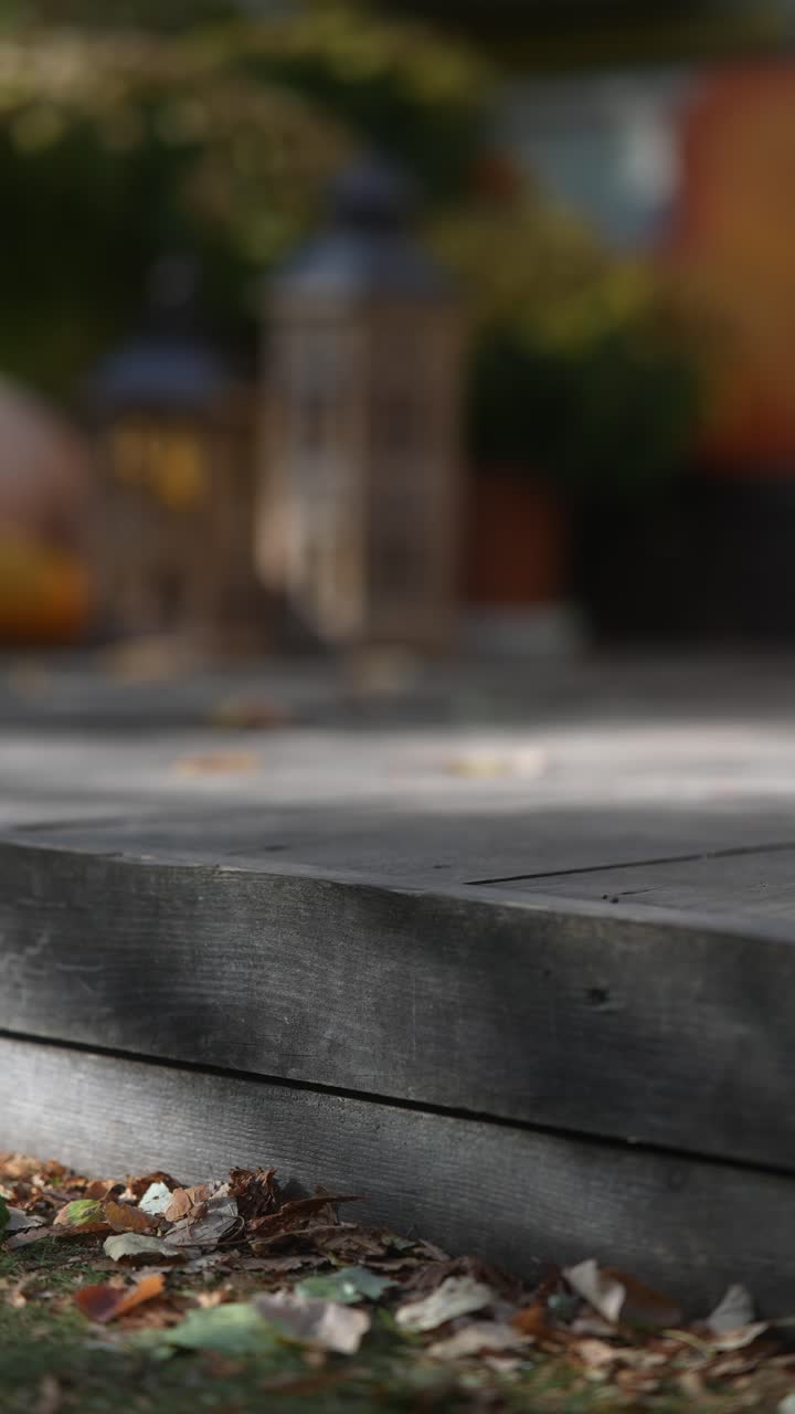 cubierta de madera de otoño