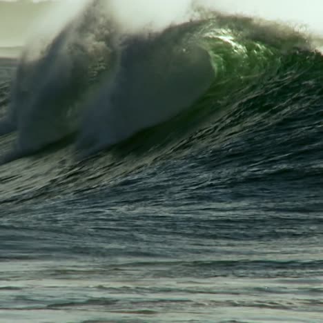 cresta y rotura de olas grandes 2