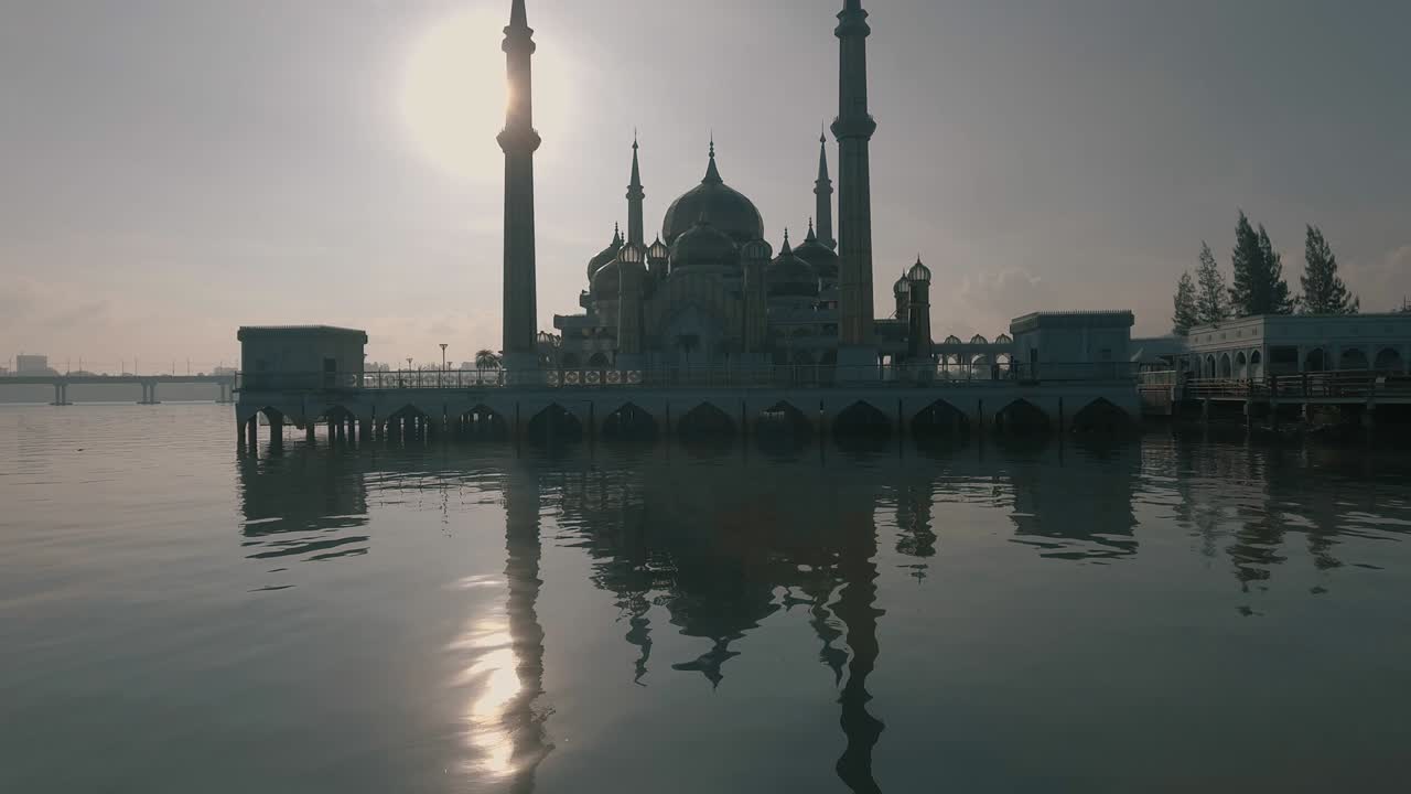 кристальная мечеть.