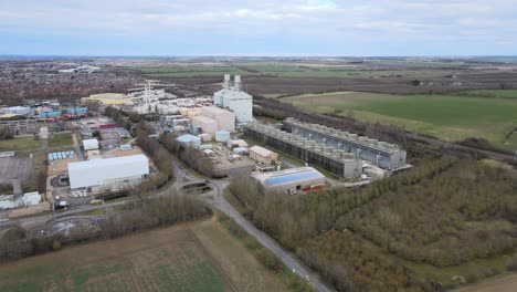 Little-Barford-Power-Station-St-Neots-Uk-Aufsteigende-Drohne-Luftaufnahmen-4k