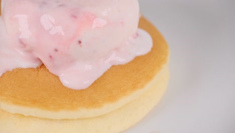 pancakes with strawberry ice cream