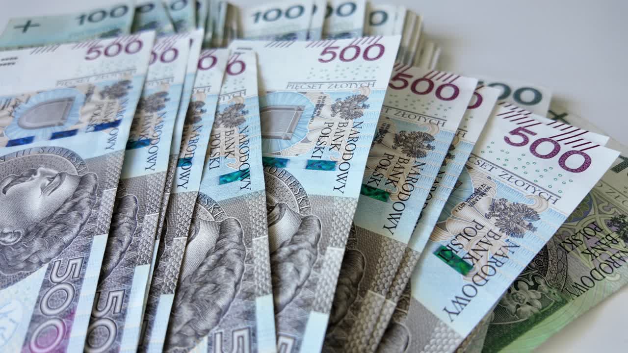 Polish currency - PLN, Five hundred zlotys, 500 złotych on whit background