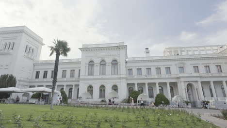 livadia palace exterior