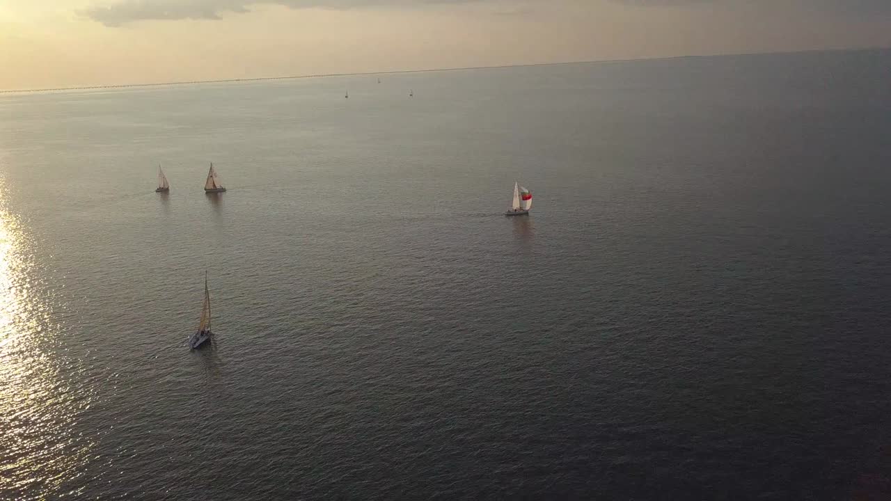 una gran regata en el lago ponchartrain