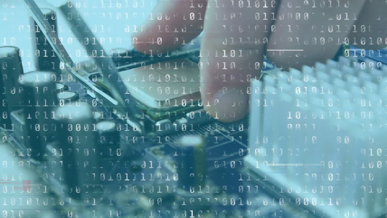 animazione di elaborazione di dati di codifica binaria contro close-up di riparazione manuale di schede di circuiti elettrici