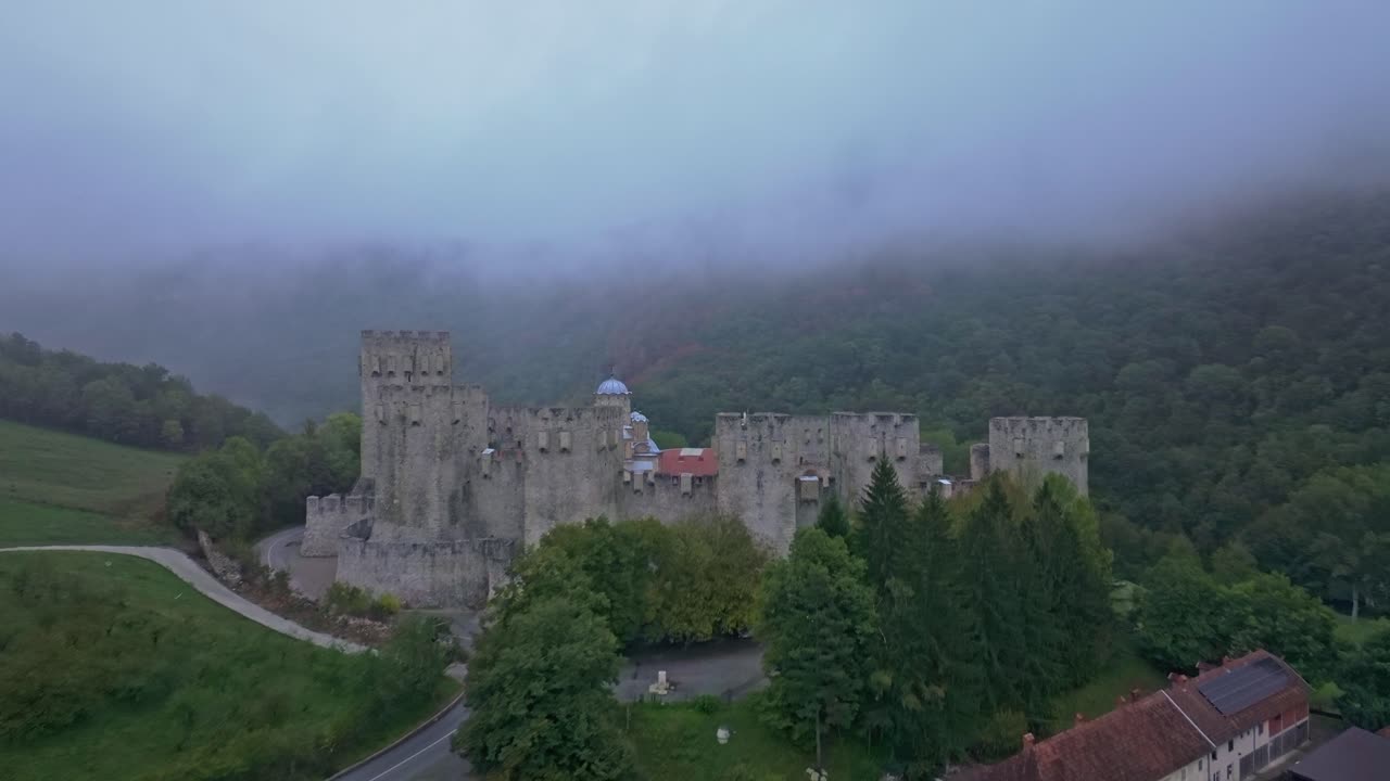 Monastero di Manasija in Serbia: Vista drone del patrimonio ortodosso