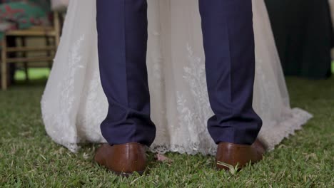 Novios-Bailando-Después-De-La-Boda