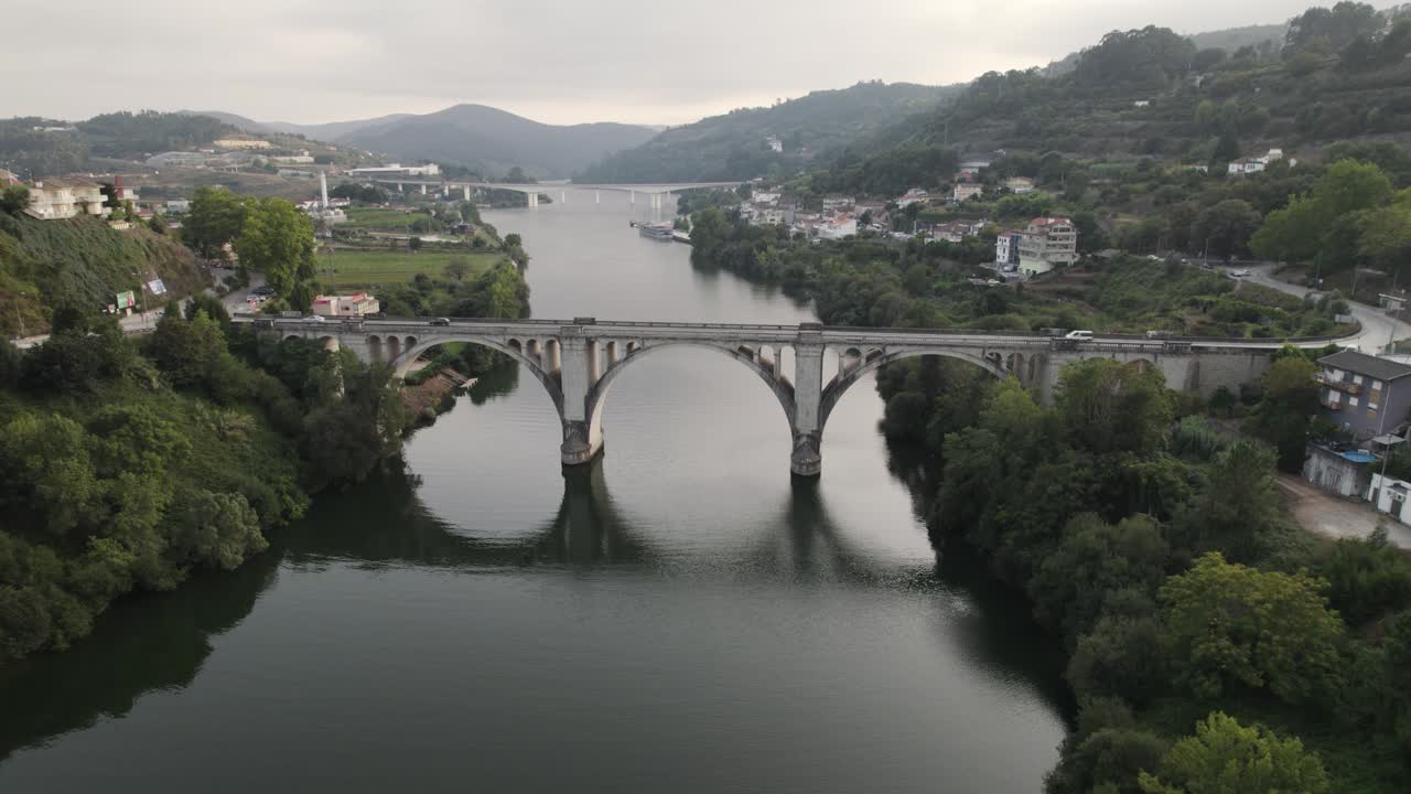 ponte duarte pacheco 다리, tâmega 및 douro 강, entre-os-rios, 포르투갈