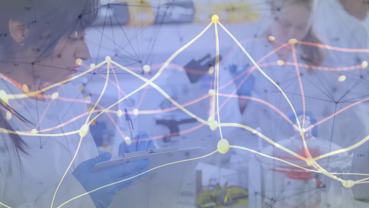 animación de las conexiones de red y el procesamiento de datos sobre los científicos que trabajan en el laboratorio
