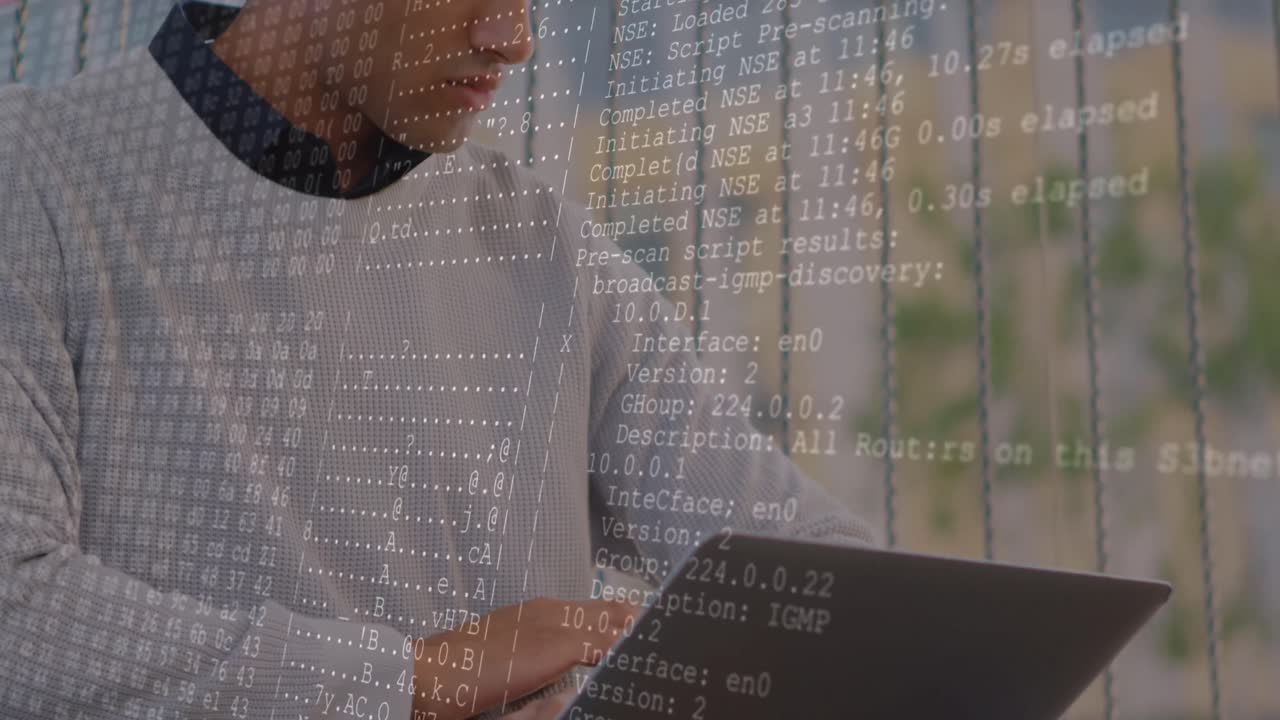 animación del procesamiento de datos sobre un hombre biracial usando una computadora portátil