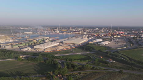 Panorama-of-chemical-and-petrochemical-pole-of-Ravenna,-shot-at-50-fps