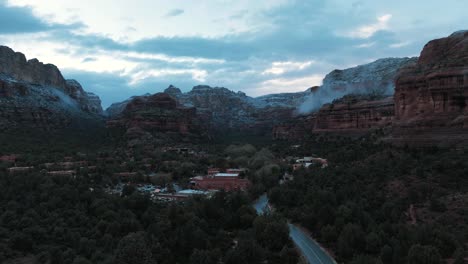 Impresionante-Destino-De-Vacaciones-Con-Alojamiento-En-Un-Centro-Turístico-En-Sedona,-Arizona