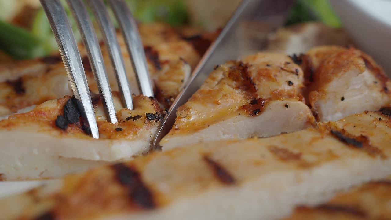 rebanadas de pollo a la parrilla