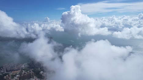 la belleza épica de la vista desde el alto oeste del pico, mirando hacia el sur de hong kong.