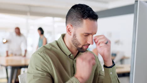 hombre de negocios creativo, dolor de cabeza