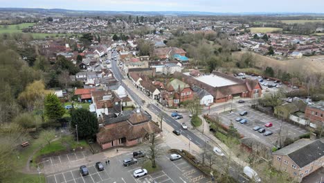 Astillado-Ongar-Essex-Pov-High-Street-Imágenes-Aéreas