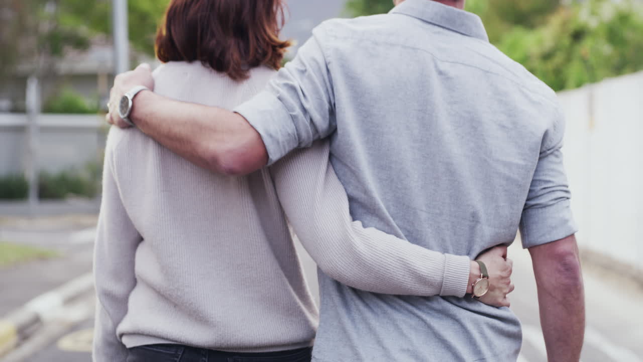 наши новые соседи кажутся милыми, да?