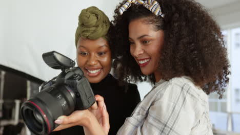 Kreatives-Studio-Für-Fotografie-Und-Afrikanische-Frauen