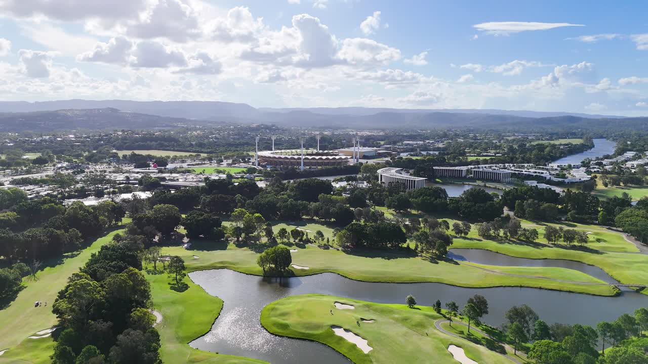 골프 코스 풍경의 풍경적인 공중 풍경