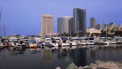 Barcos-En-El-Puerto-De-San-Diego