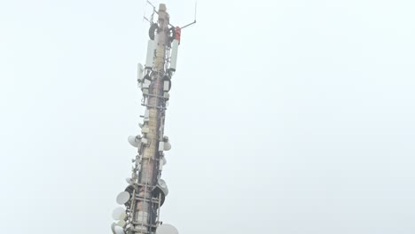 Communication-tower-with-satellite-dishes-in-the-middle-of-nowhere