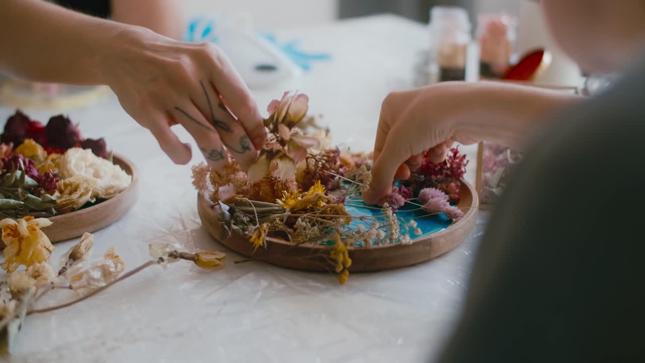 Creating Beautiful Floral Arrangements with Dried Flowers