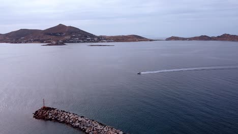 Panoramic-view-of-boat-entering-island-port
