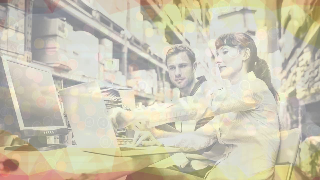 창고에서 노트북을 사용하는 반 ⁇ 이는 반점의 애니메이션 남자와 여자