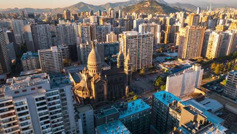 Hypelapse-drone-shot-around-the-Los-Sacramentinos-church-in-sunny-Santiago-de-Chile