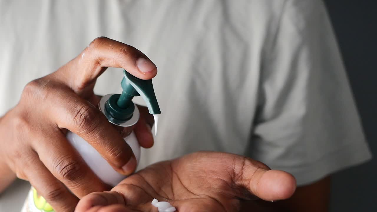Gel igienizzante mani per l'igiene e la protezione