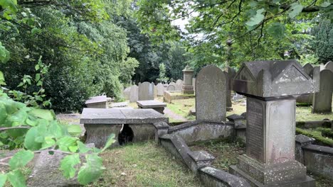 St-Michael-and-All-Angels-Church-Graveyard-1