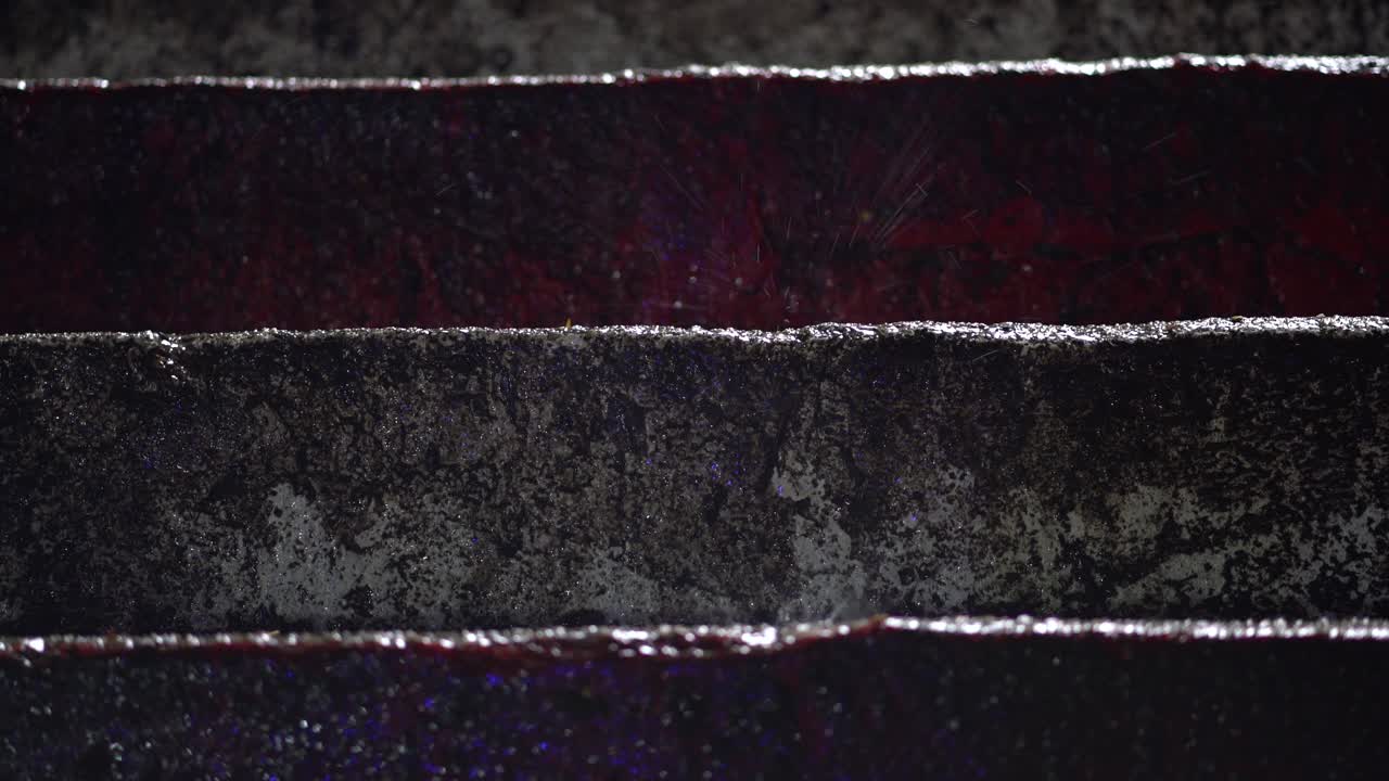 gotas de lluvia en la escalera. textura y fondo