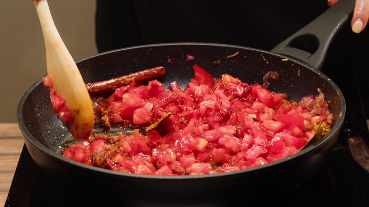 Cooking Tomatoes in a Pan