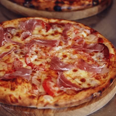 chef haciendo pizza