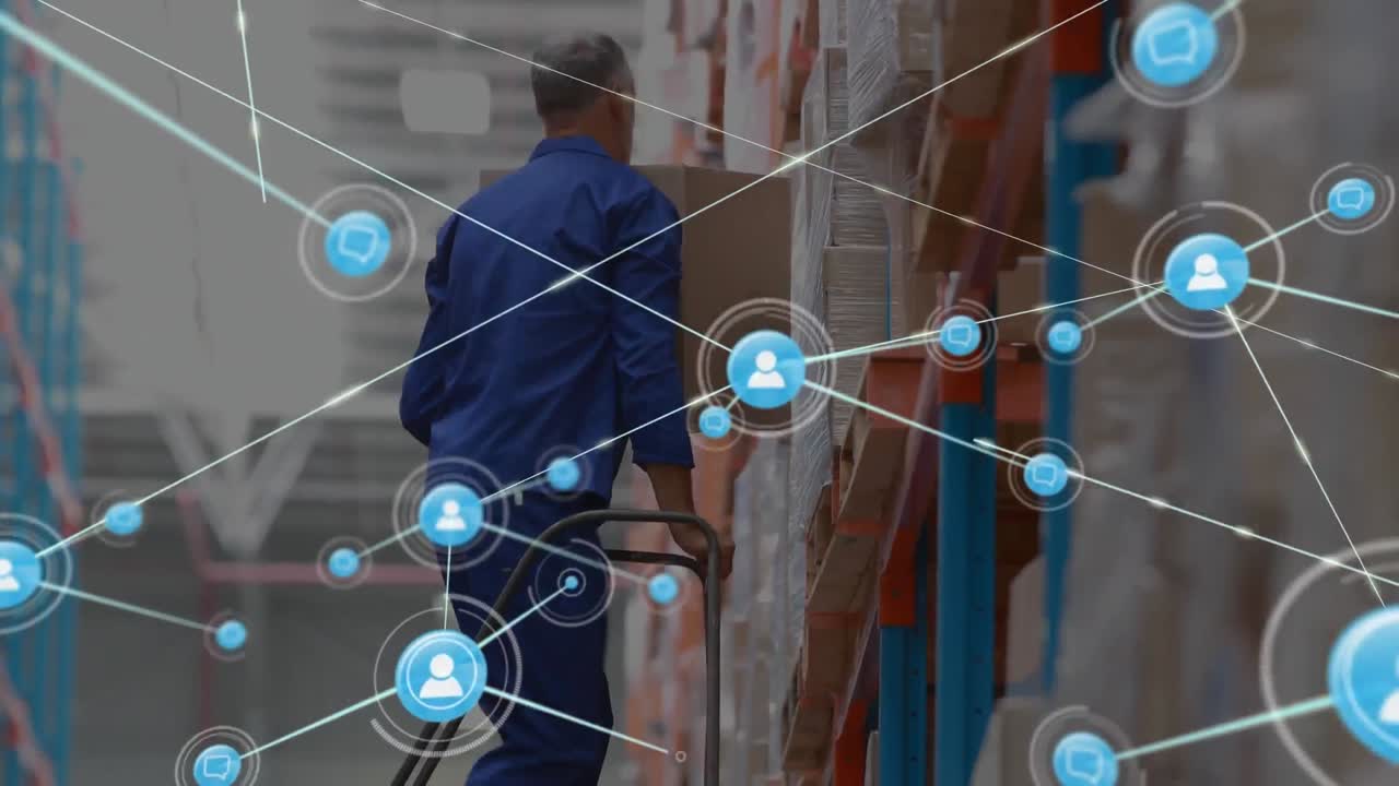 animación de la red de conexiones con iconos sobre el hombre que trabaja en el almacén