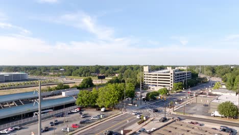 intersection between new peachtree road and central avenue, traffic signal, atlanta, georgia, drone shot