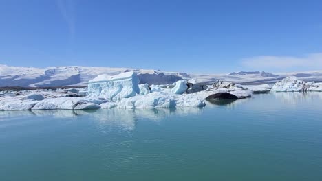 Laguna-Glaciar-Jökulsárlón-En-Verano