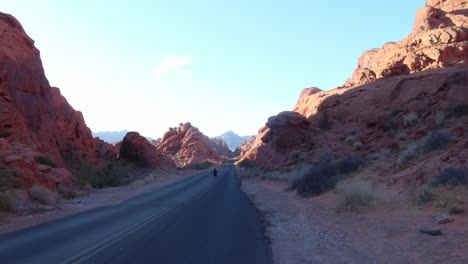 Morning-at-iconic-road-in-Valley-of-Fire-State-park,-Nevada