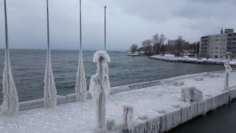 waterfront-area-covered-in-ice-apocalypse-feeling